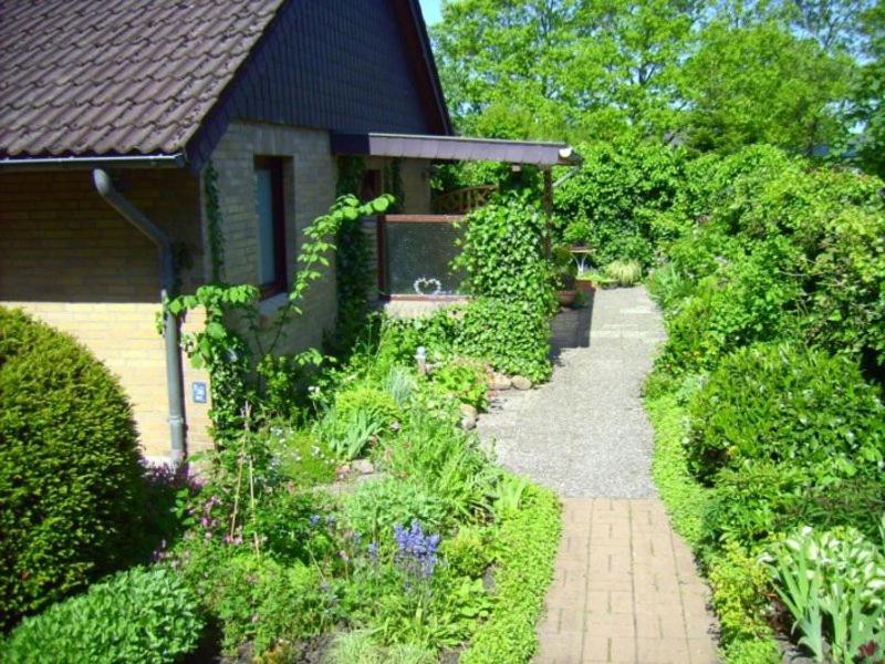 Ferienwohnung Diena - Unterkunft Mit Toller Ausstattung Und Zwei Terrassen Tarp Luaran gambar